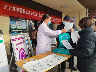 岱廟街道社區(qū)衛(wèi)生服務(wù)中心開展“年終健康大盤點(diǎn)”健康咨詢服務(wù)，筑牢居民健康防線